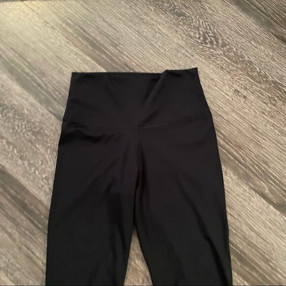 Nike yoga leggings  - Picture 3 of 5